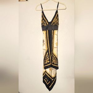 HOTTIE Scarf Dress Large